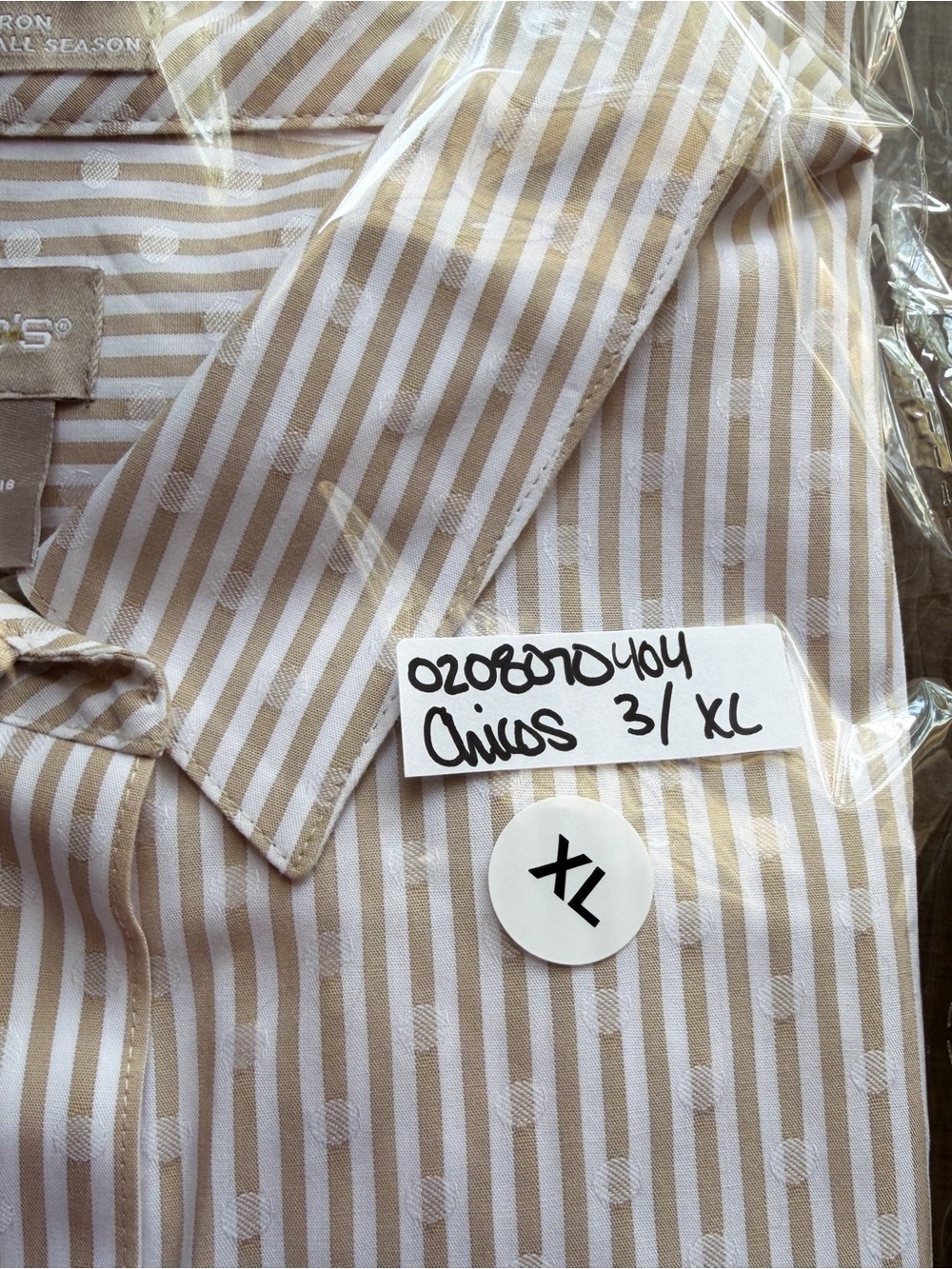 Chico’s No-Iron CoolMax All-Season Button-Down Blouse XL Beige White Stripe EUC - Picture 10 of 10